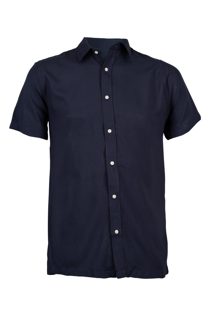 Camicia manica corta in viscosa tinta unita con collo classico