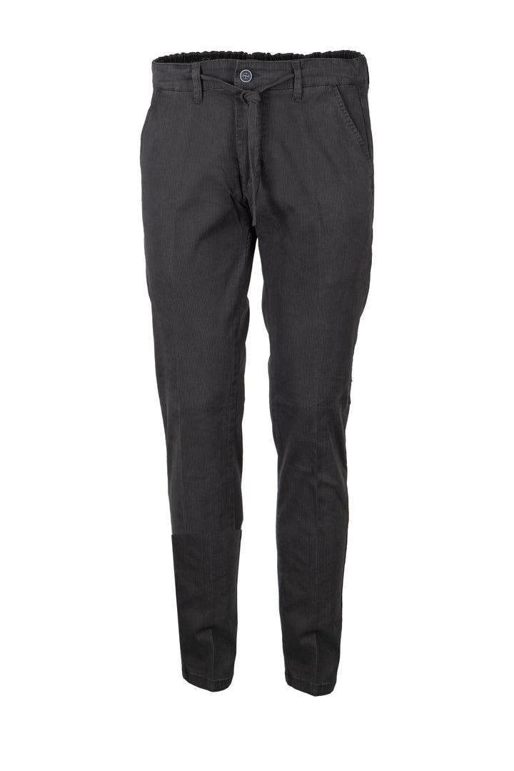 Pantalone uomo con elastico in vita e coulisse in twill microfantasia rigata con vestibilità slimfit